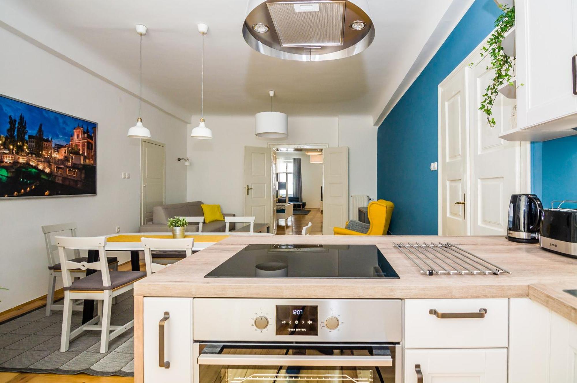 Elegant Central Apartment Ljubljana Extérieur photo